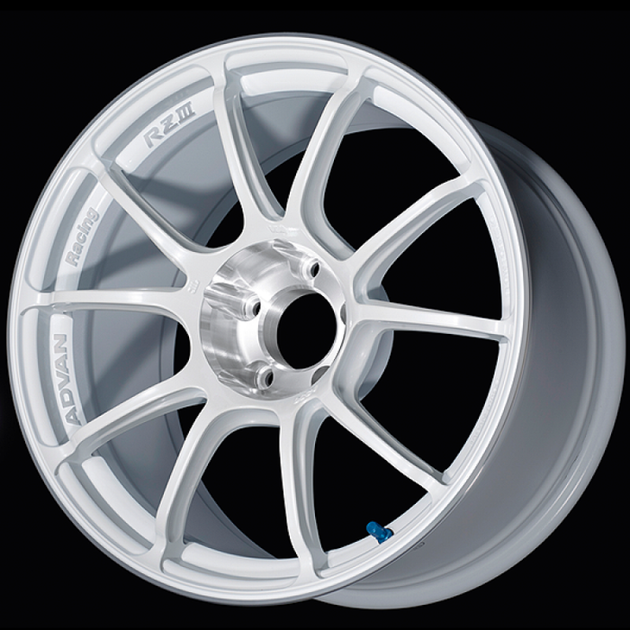 Advan RZIII 18x9.0 / +25 Offset / 5x114.3 BC / 73mm Bore / Racing White Metallic & Diamond Cut