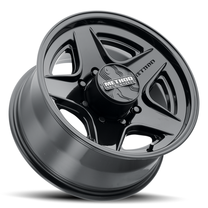 Method MR319 18x9 18mm Offset 8x6.5 BP 130.81mm CB Gloss Black Wheel
