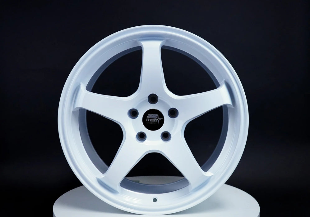 CR - Alabaster White - 18X9.5 5X114.3 Offset +38